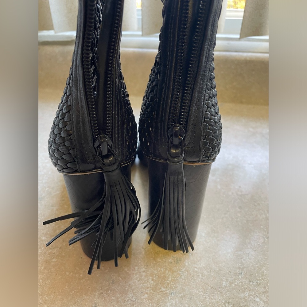 Tory Burch boots - Picture 4 of 8